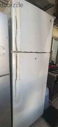 LG refrigerator + freezer 0