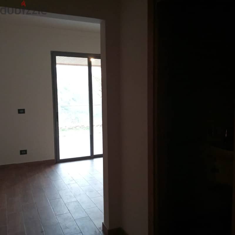 Apartment for sale in Kfarahbeb شقة للبيع في كفرحباب 5