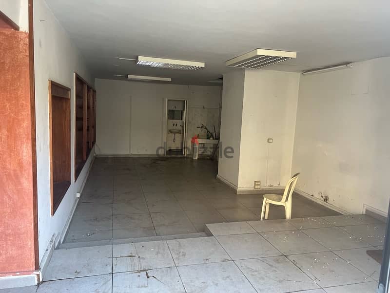 shop for rent in jounieh old souk 1