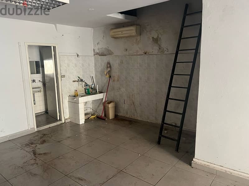 shop for rent in jounieh old souk 2