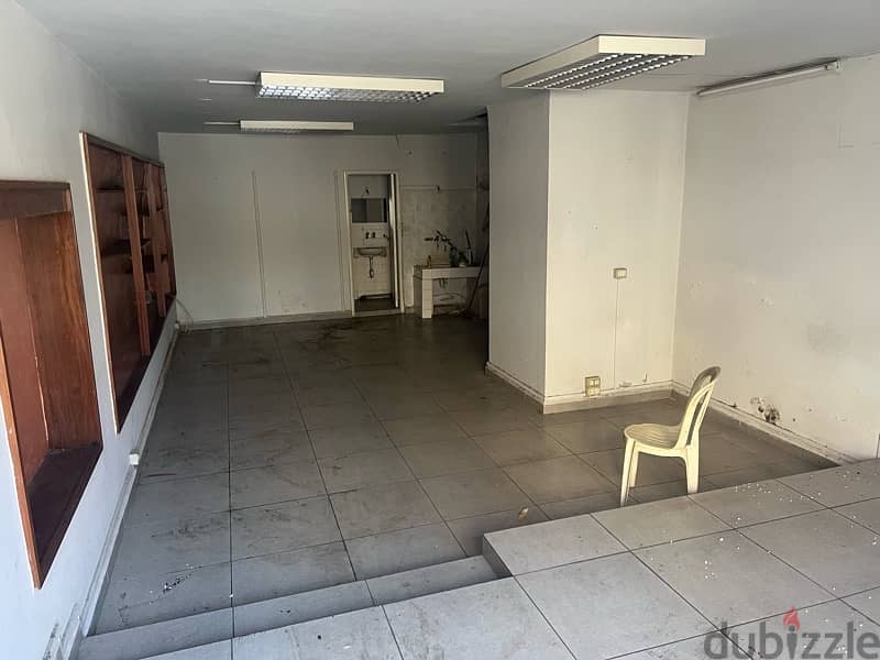 shop for rent in jounieh old souk 3