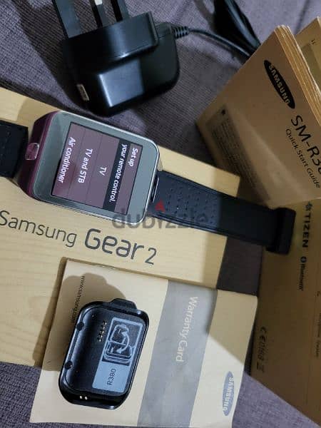 (100$)Samsung gear 2 original from Germany  used in mint condition 3