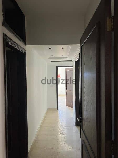 Brand New I 270 SQM apartment in Jnah. 4