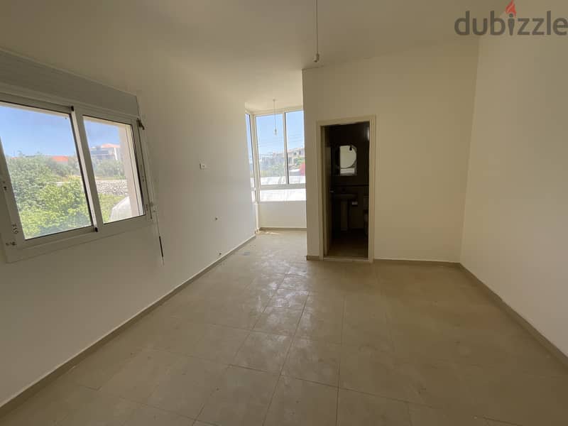 RWB171AH - Apartment for sale in Hboub Jbeil شقة للبيع في حبوب جبيل 3