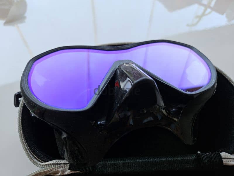 Apeks VX1 UV lens dive mask 1