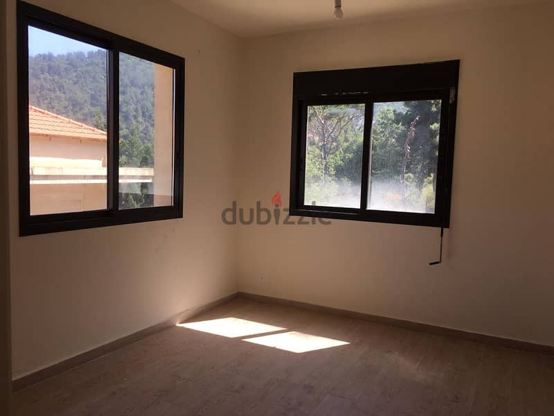 250 m2 duplex apartment +mountain view for sale in Jouret El Ballout 4