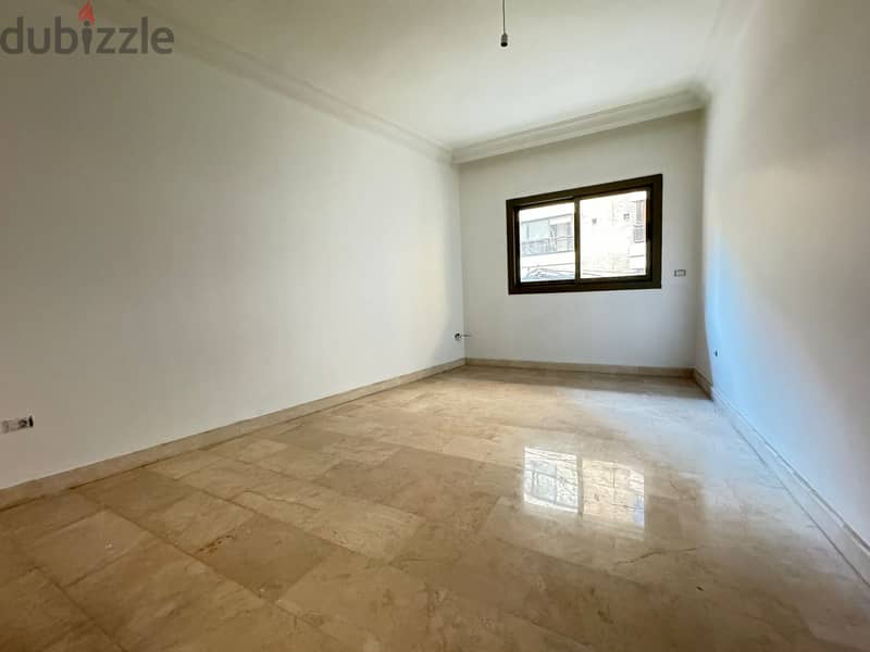 Apartment For Sale in Ain-al Mraiseh شقة للبيع في عين المريسة 6