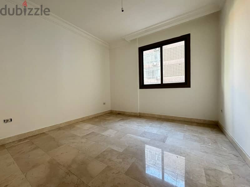 Apartment For Sale in Ain-al Mraiseh شقة للبيع في عين المريسة 7