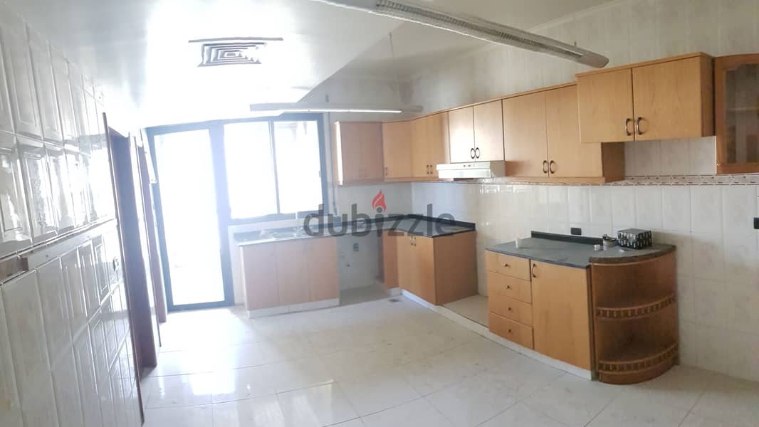 L04042 - Apartment For Rent Primely located in Sarba 11
