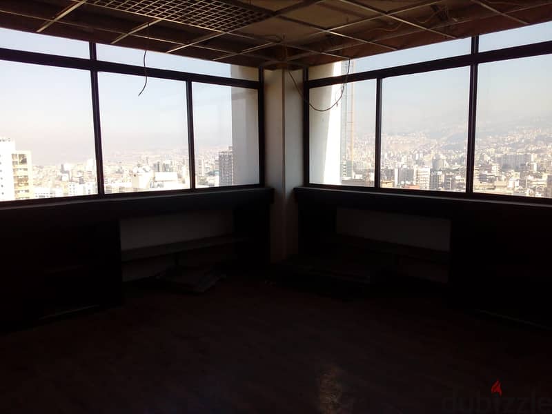 L05884 - Office for Rent in the Heart of Horsh Tabet 0