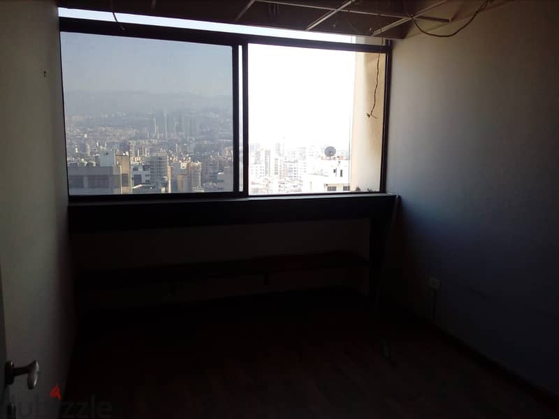 L05884 - Office for Rent in the Heart of Horsh Tabet 1