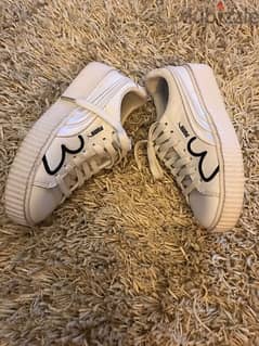 ORIGINAL puma white shoes