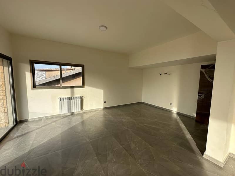 Luxury 300 m² 4 Bed apartment for sale in Beit Mery. 3