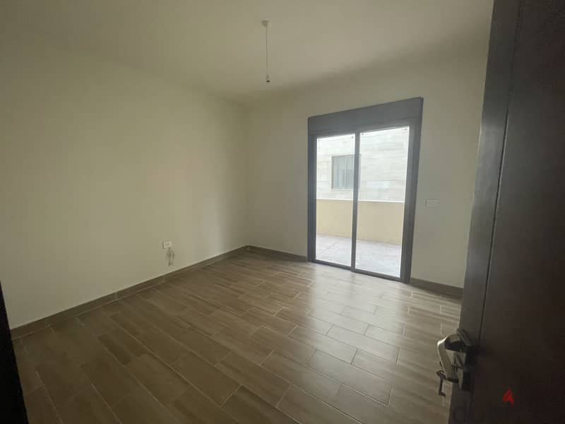 RWK143JS - Apartment For Sale In Sehayleh - شقة للبيع في سهيلة 3