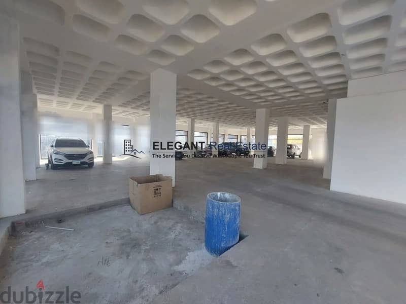 Spacious Showroom | Prime Location | Easy Access 0