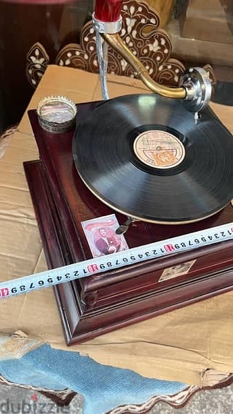 vintage antique special phonograph with two horns فونوغراف انتيك مميز 1