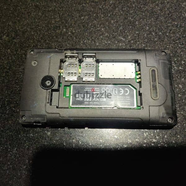 phones all samsung needed refurbishing but all work  or for parts 9