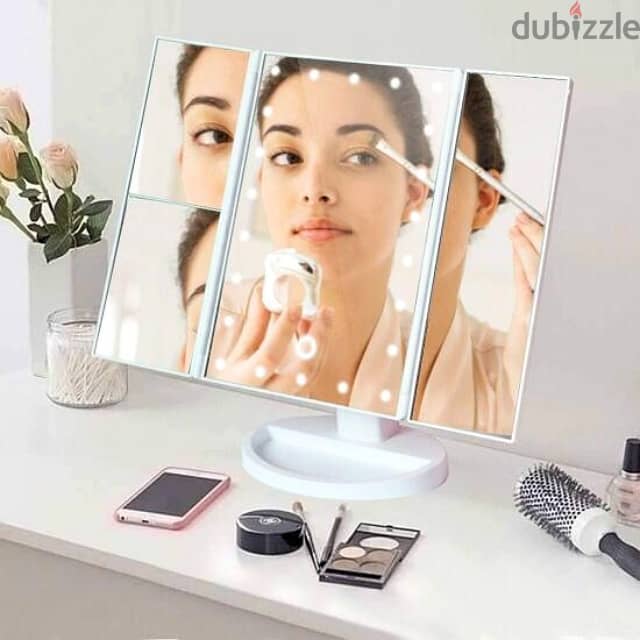 Superstar Makeup Magnifying Mirror 3 x with LED Lights 5