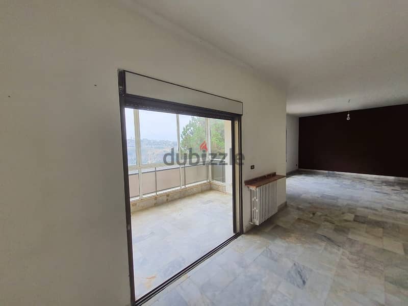 L13513-3-Bedroom Apartment for Sale In Mansourieh 1