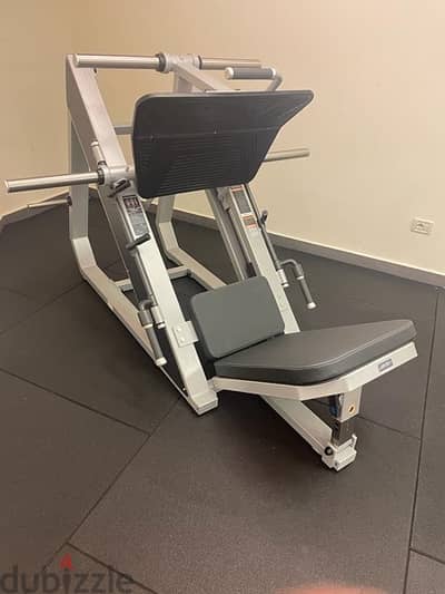 leg press machine