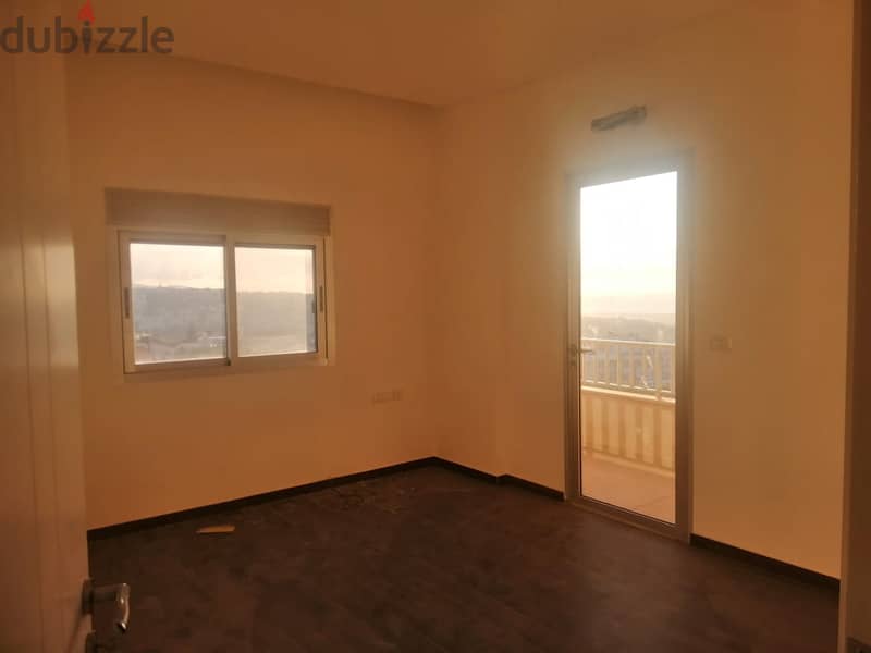 L06087 - Apartment for Sale in Beit Mery with a Wonderful View 3