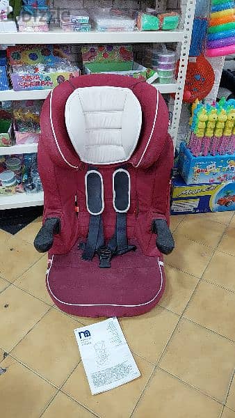 Mothercare Carseat Stage 2&3   بيتعلى رقبتو ويتوطى مع كاتالوغ