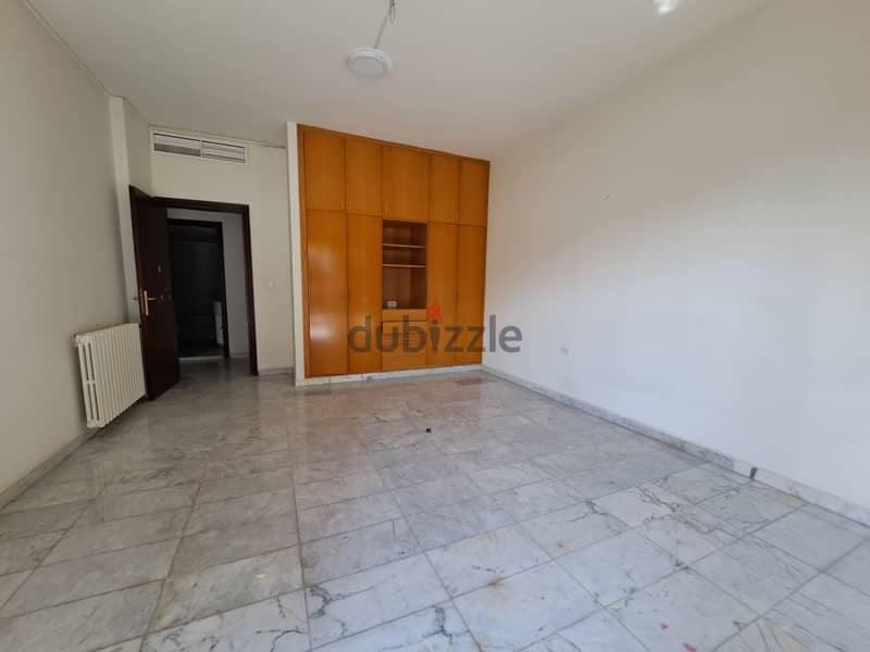 Classic apartment for rent in Biyada 300Sqm 16