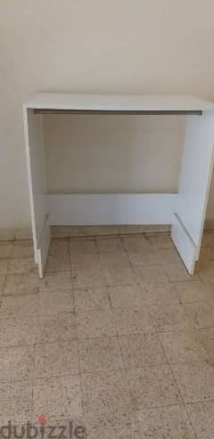mini closet خزانة نصفية للبيع