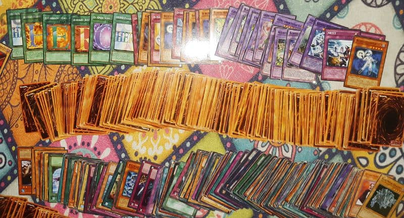 collection of yugioh cards 680++ 4