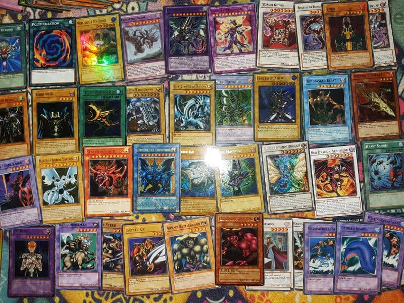 collection of yugioh cards 700++ 9