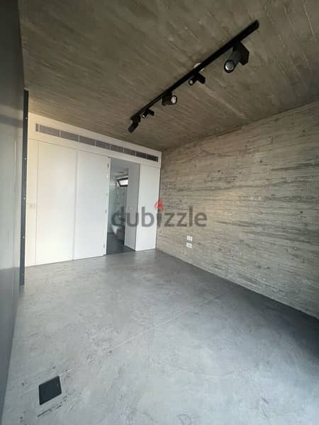Luxury Aesthetic Loft for Rent in Ashrafieh, Central Location! 8