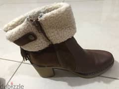 Shoes size 36 (very good condition)
