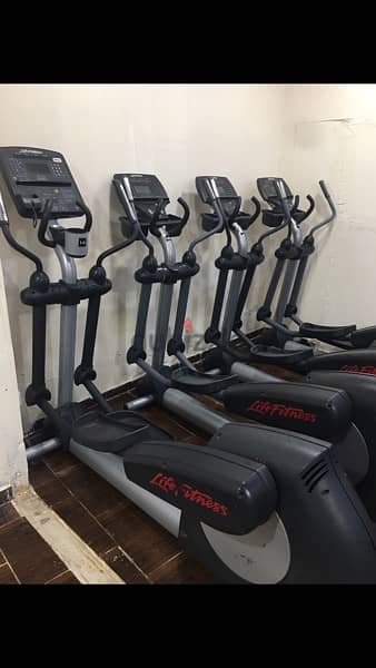 elliptical life fitness like new we have also all sports equipment 2