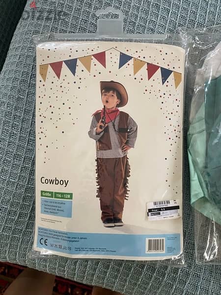 cowboy outfit like new used 1 time for halloween 1