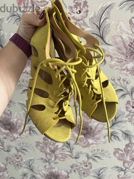 mudtard yellow open toe boots size 37 used once primark 7
