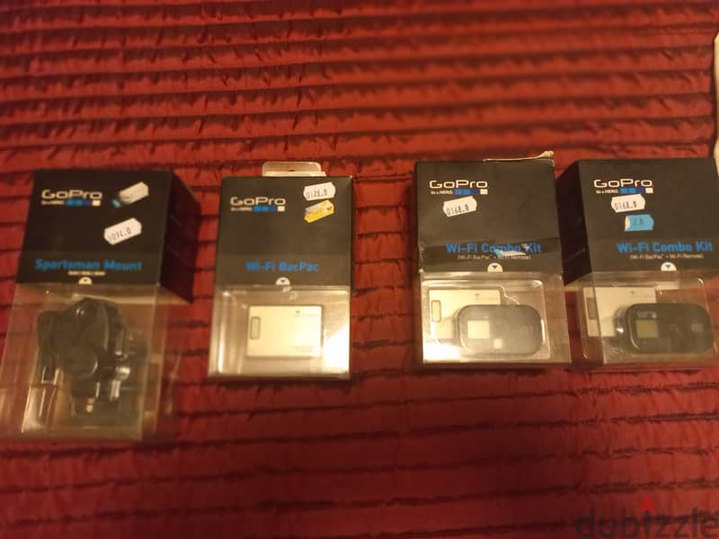 Go pro accessories genuine in box new 4