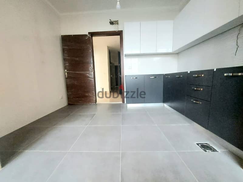RA23-3057 Apartment for sale in Ras nabeh, 152 m, $320,000 cash 5