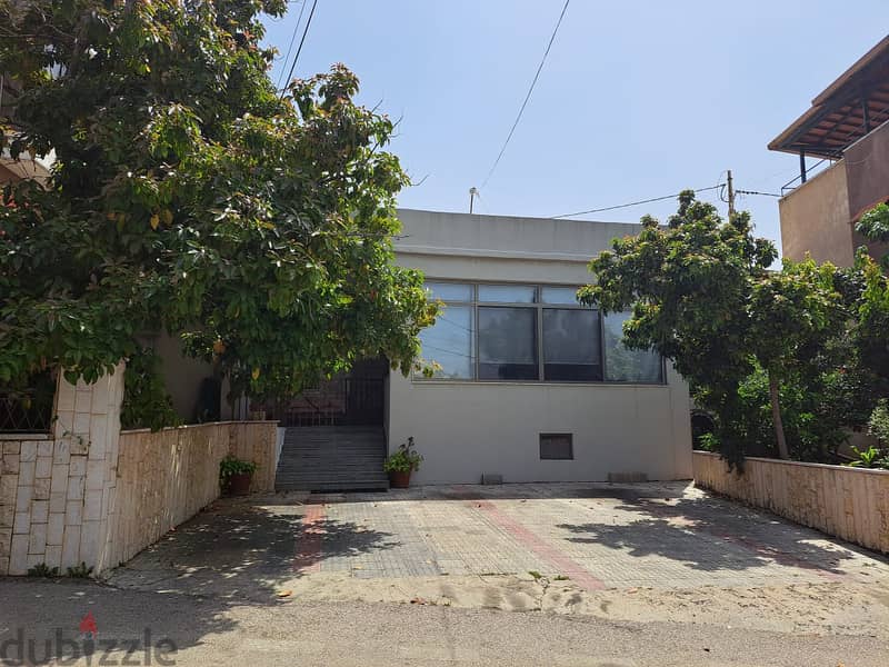 200 m2 house on 513 m2 land + gardens and backyard for rent in Aoukar 3