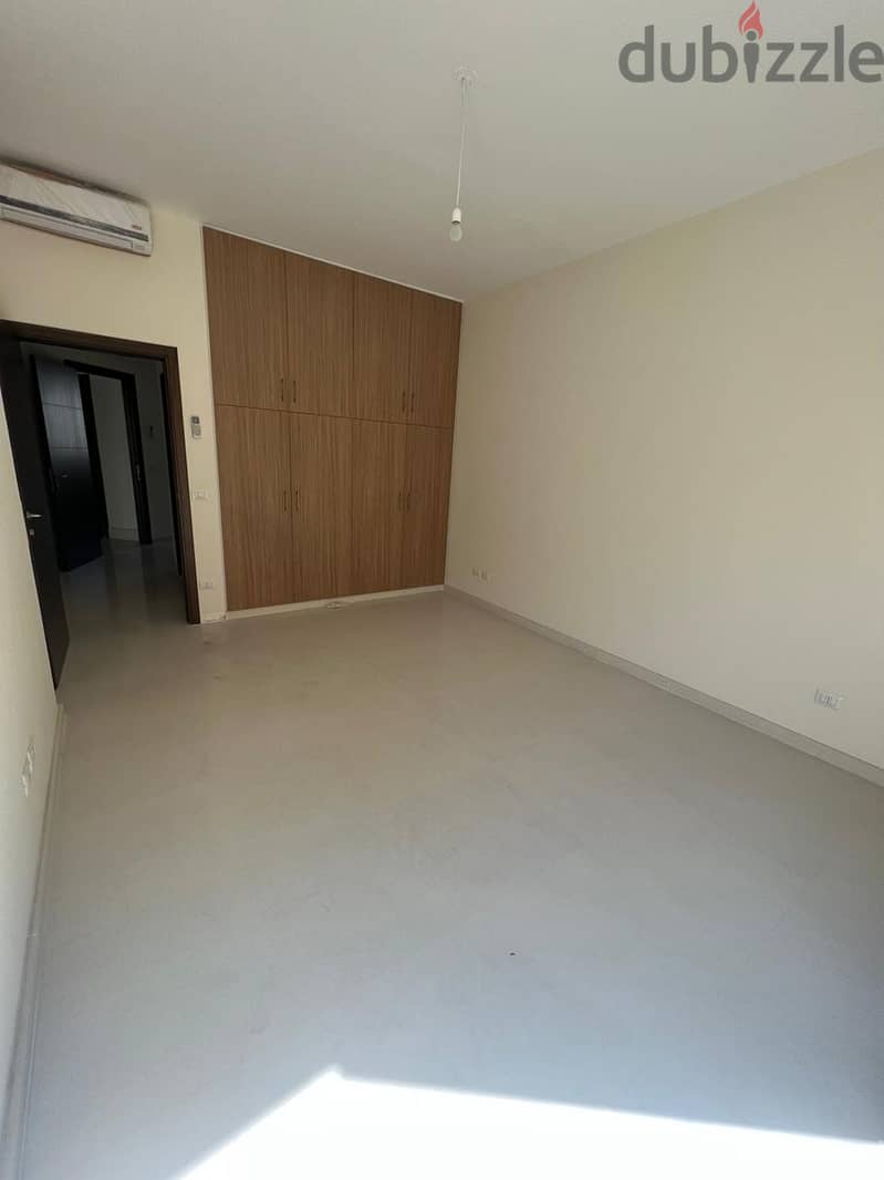 Apartment for sale in sanayeh شقة للبيع في الصنايع 4