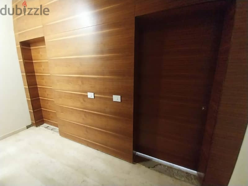 340 Sqm | Apartment For Sale in Kornet Chehwen With Sea View 4