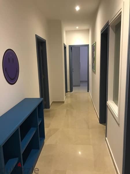 State of the art 5 suites apart close to  AUB 8