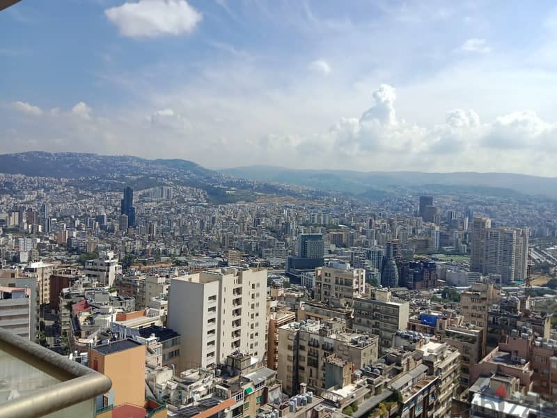 Luxurious 325 m2 apartment having an open view  for sale in Achrafieh 4