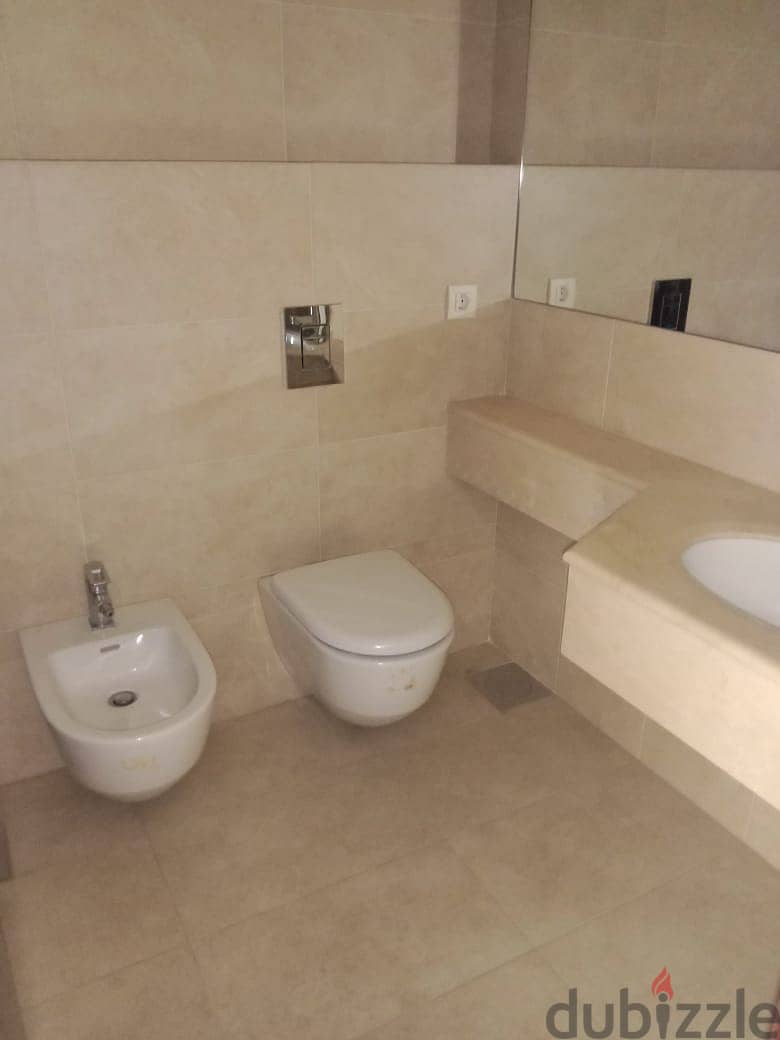 Luxurious 325 m2 apartment having an open view  for sale in Achrafieh 10