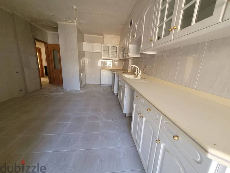 260 m2 apartment having an open sea view for sale in Kfarhabeib/Ghazir 6