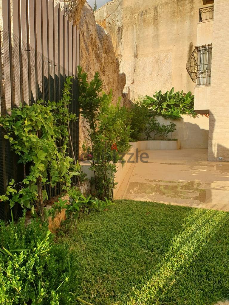 Luxury 250 m² garden apartment for sale in Bsalim!! 5