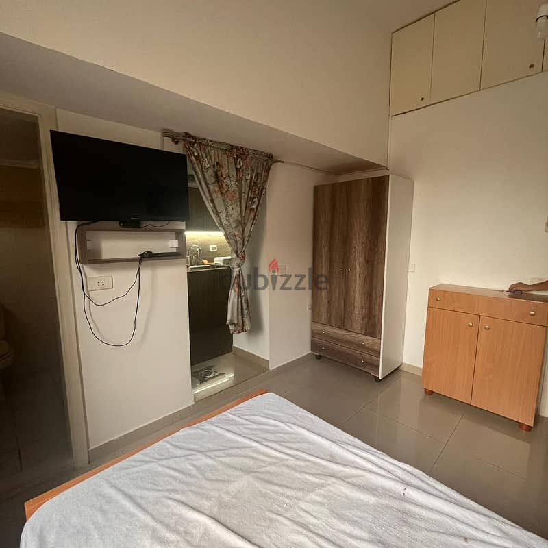 20 Sqm Fully Equipped Foyer / Studio in Jeitaoui 1