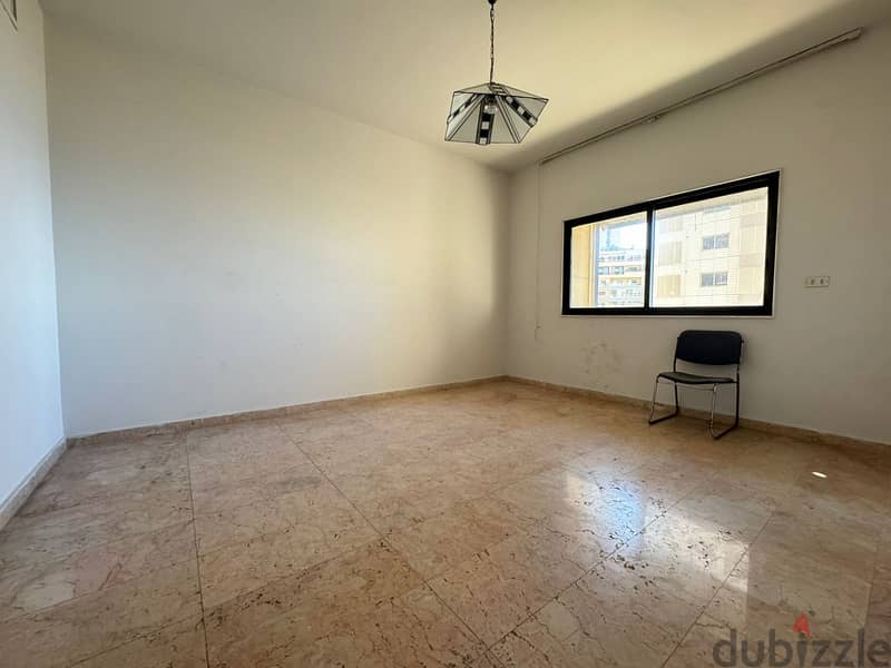 Apartment For Sale in Ramlet al-baydah شقة للبيع في رملة البيضة 3