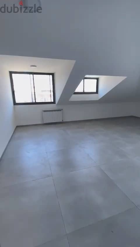 Apartment for sale in Baabdat/ Duplex/ View/ Terrace 4