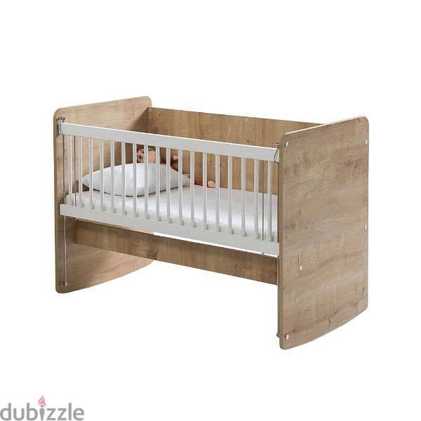 Rockin' Mother's Side Wooden Baby Bed 2