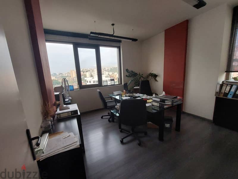 Furnished Office For Rent In Antelias مكتب مفروش للايجار في انطلياس 3